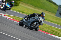 Middle Group Silver_Grey Bikes